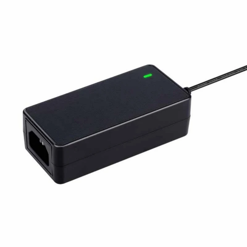 180 W lauaarvuti toiteadapter