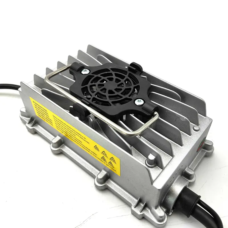 480 W liitium-OBC laadija