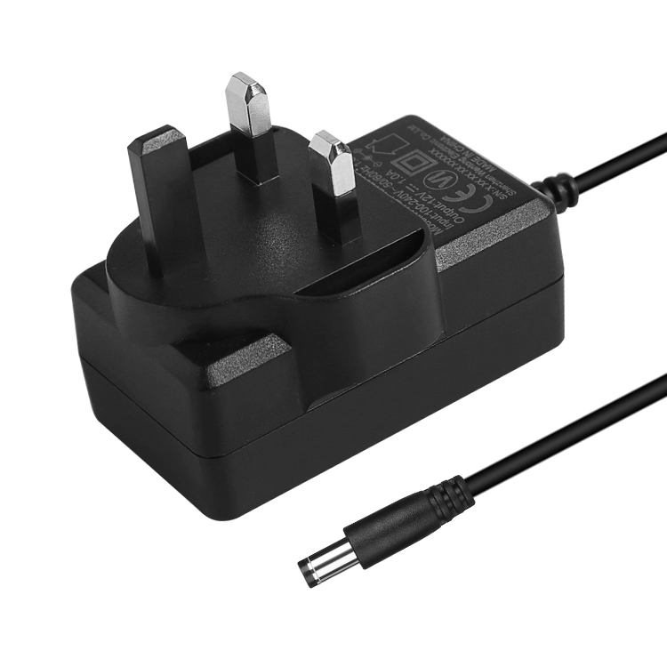 5V 15W seinakinnitusega toiteadapter